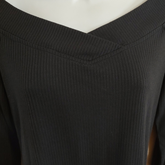 Ribbed Black Off Shoulder Blouse 3/4 Sleeves 0+0 Stitch Fix Size Small Medium - Picture 6 of 10
